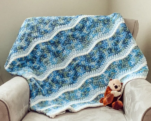 Tiny Waves Crochet Baby Blanket Pattern