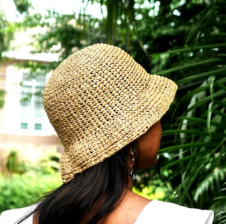 Stylish Crochet Hat with Brim Pattern