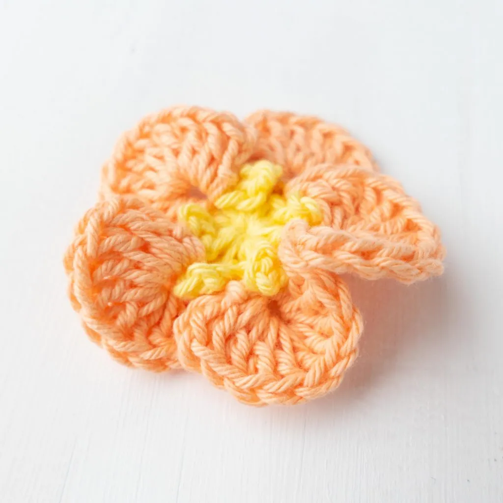 Crochet Peach Rose Simple Pattern Guide