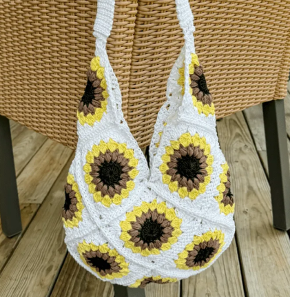 Sunflower Motif Granny Square Bag Pattern