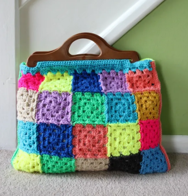 Vibrant Granny Square Crochet Bag Guide