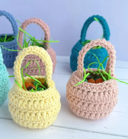 Mini Crochet Easter Basket Pattern