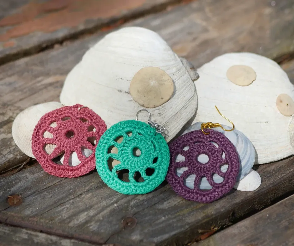 Sand Dollar Crochet Earring Design