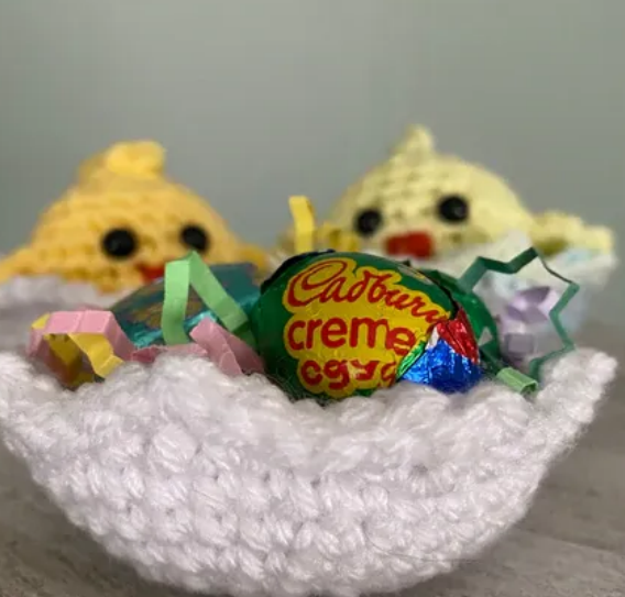 Crochet Easter Chickens and Eggshell Pattern