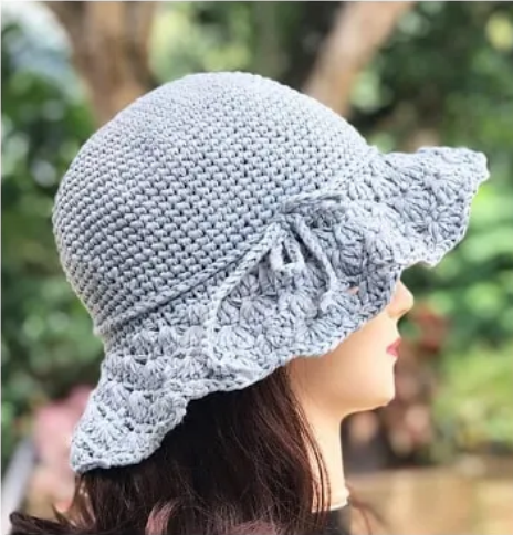 Wide Brim Lace Crochet Hat Pattern