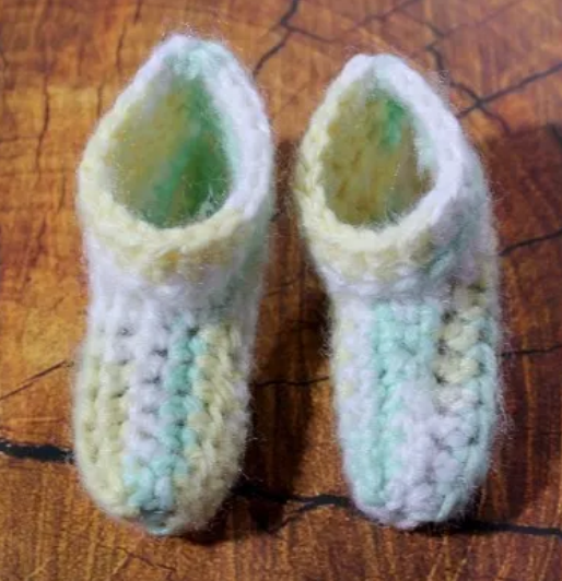 Easy Baby Booties Crochet Pattern