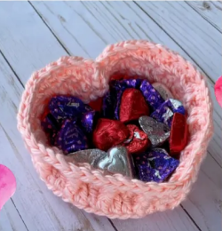 Heart Shaped Crochet Basket Pattern