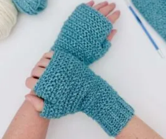 Teal Textured Crochet Fingerless Gloves Pattern