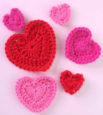 Beginners Crochet Heart Pattern Guide