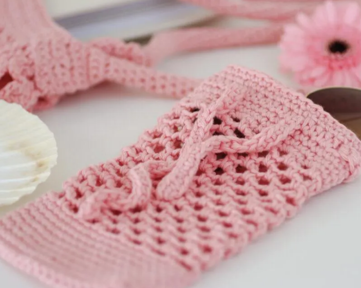 Crochet Pouch Pattern Elegant and Practical