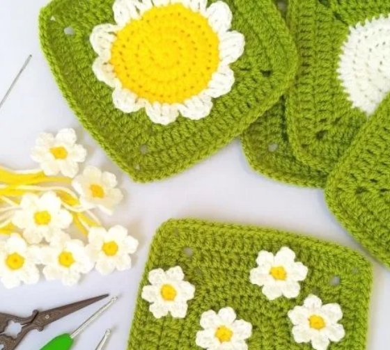 Simple Flower Granny Square Patterns