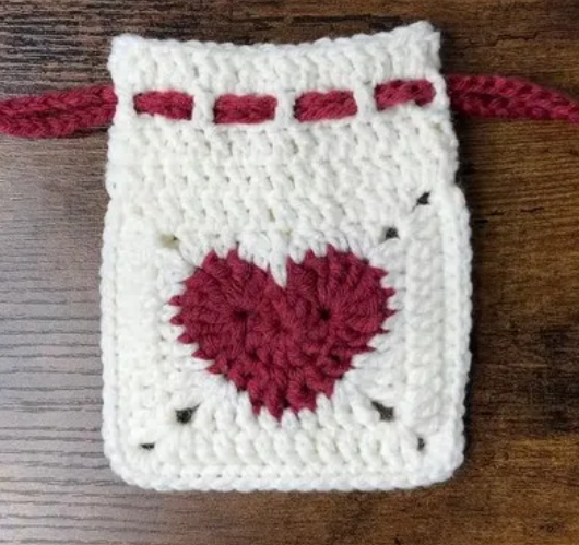 Heart Motif Crochet Drawstring Bag Pattern