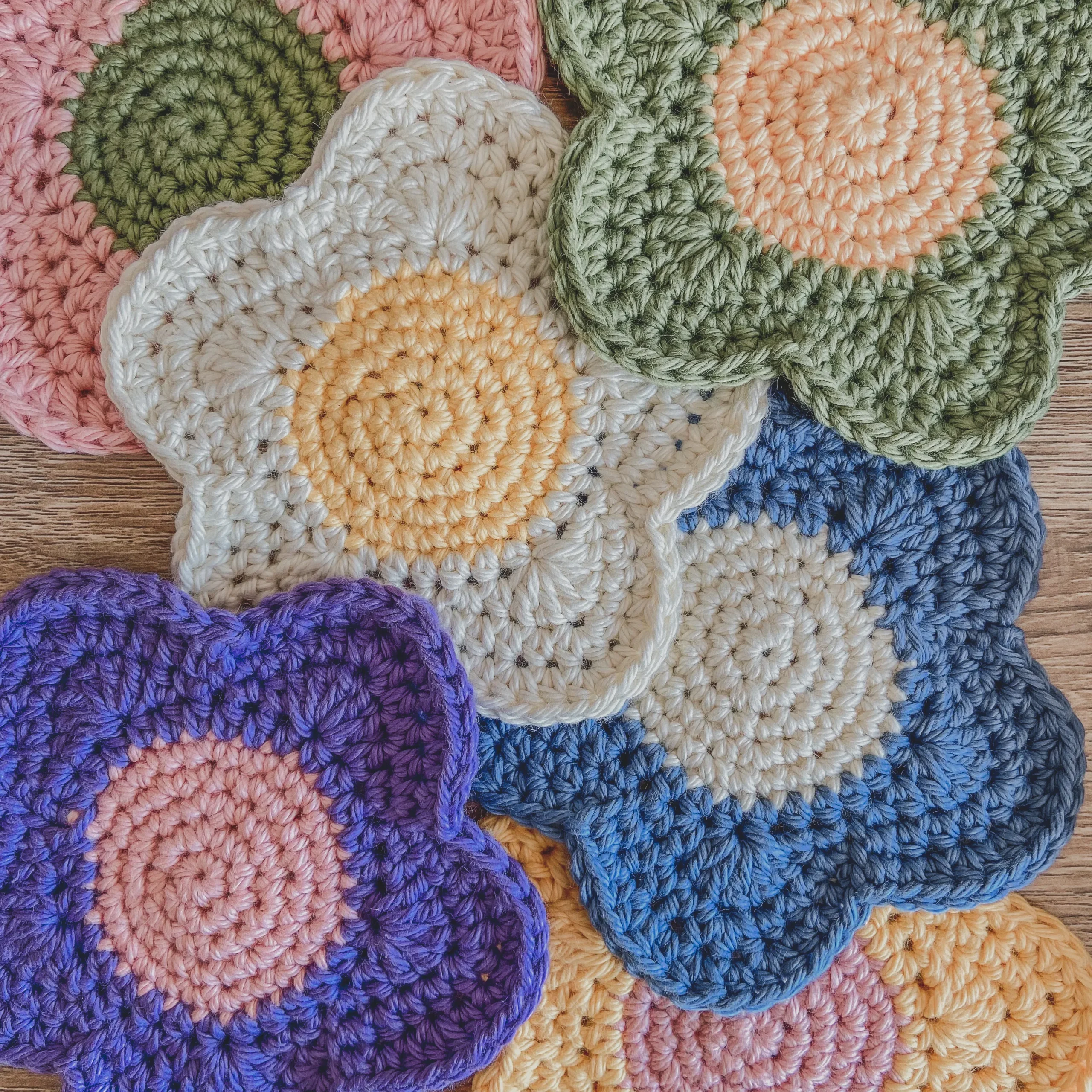 Daisy Flower Coaster Crochet Pattern