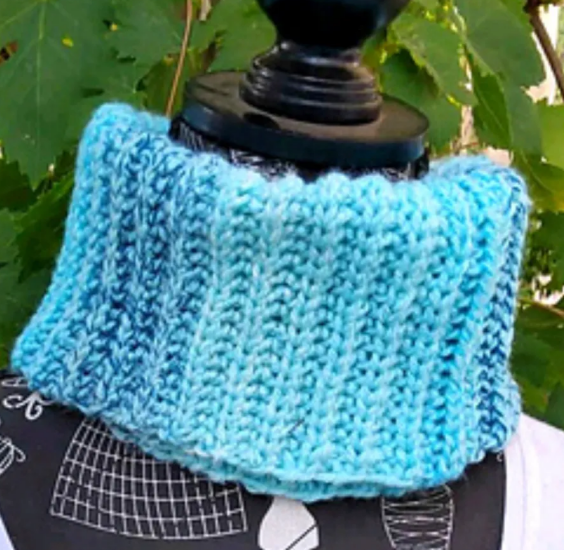 Ribbed Blue Crochet Neck Warmer Pattern