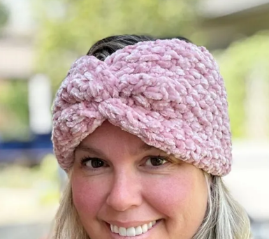 Easy Crochet Twisted Velvet Headband