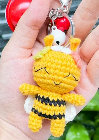 Crochet Keychains Bee Amigurumi Pattern