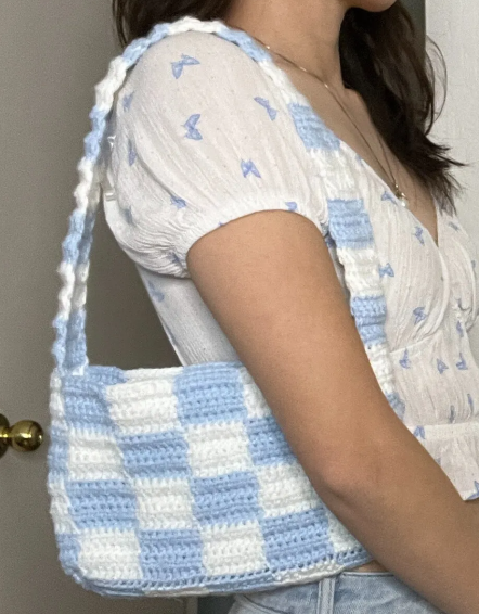 Blue  White Checkered Crochet Bag Pattern