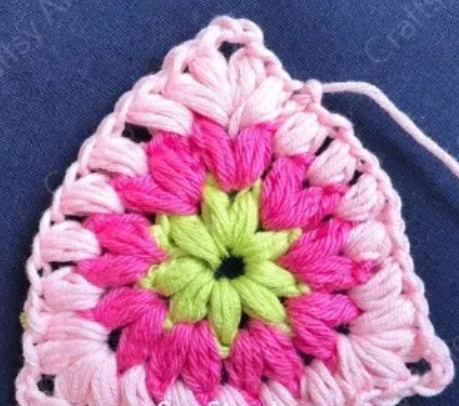 Crochet Triangle Pattern Puff Stitch Guide