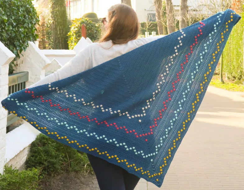 Free Fairy Lights Triangle Shawl Pattern