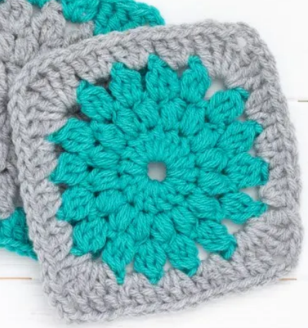 Teal Sunburst Granny Square Pattern