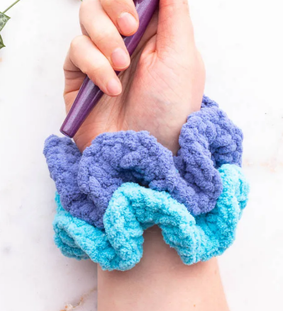 Blanket Yarn Hair Scrunchie Crochet Pattern