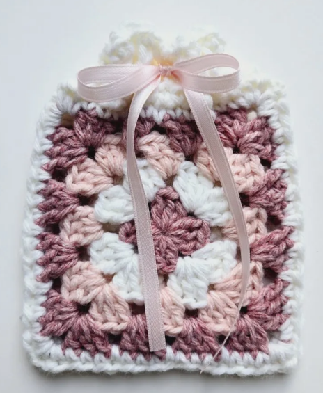 Granny Square Crochet Pouch Pattern