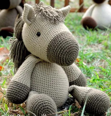 Fun Crochet Projects Hessy the Horse Amigurumi